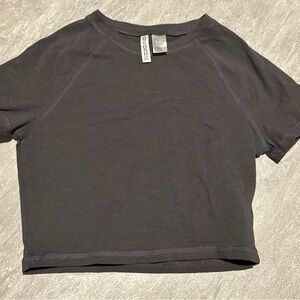 H&M Cropped Short Sleeve Top